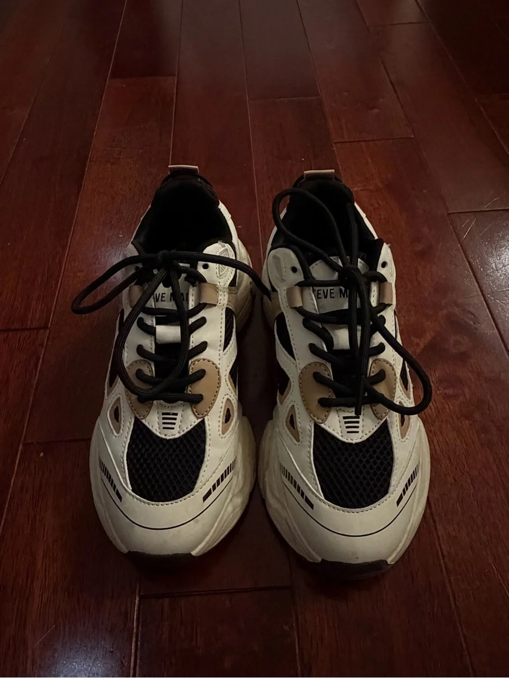 Steve Madden White Black Tan Chunky Athletic Sneakers